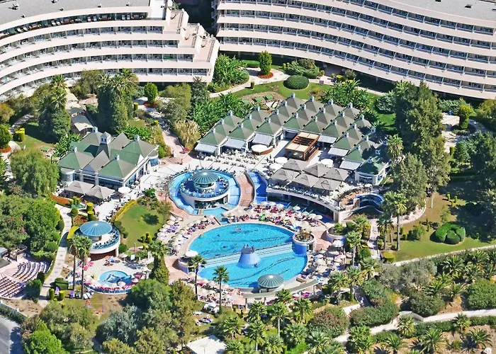 Rezort The Grand Blue Sky International