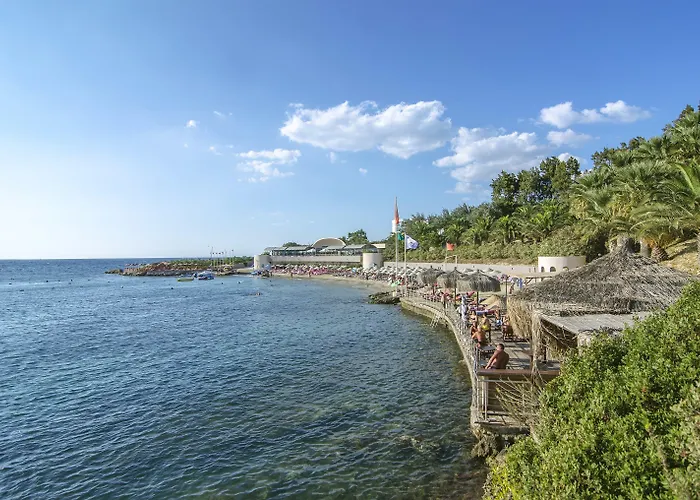 Rezort The Grand Blue Sky International 4*