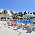 The Grand Blue Sky International Θέρετρο