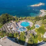 The Grand Blue Sky International Θέρετρο 4*