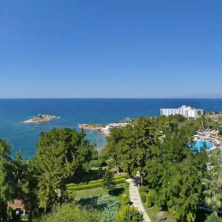 The Grand Blue Sky International 4* Kusadasi