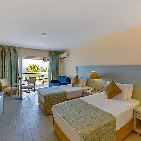 The Grand Blue Sky International 4* Kuşadası