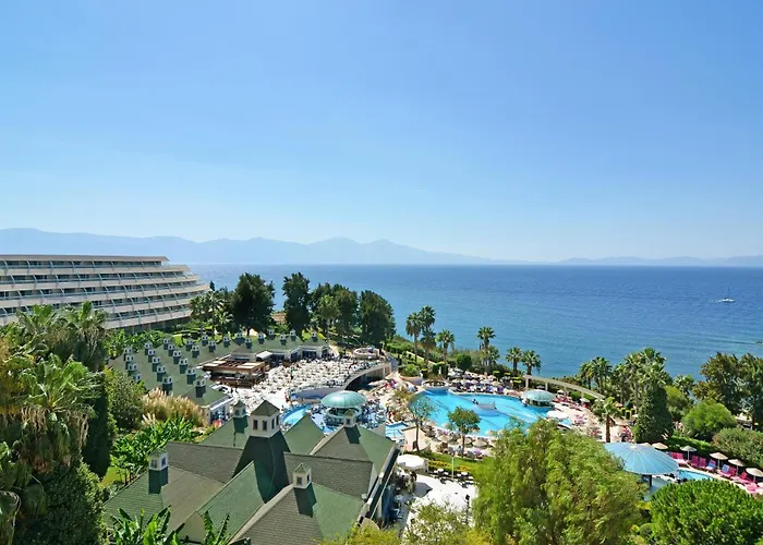 The Grand Blue Sky International 4* 쿠사다시
