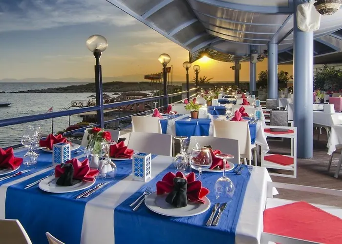 리조트 The Grand Blue Sky International 4*